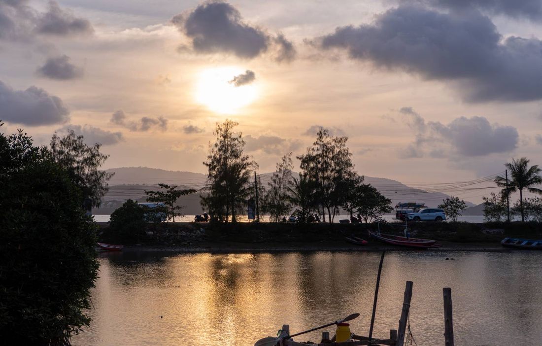 Orange sunset over the Bo Put lagoon